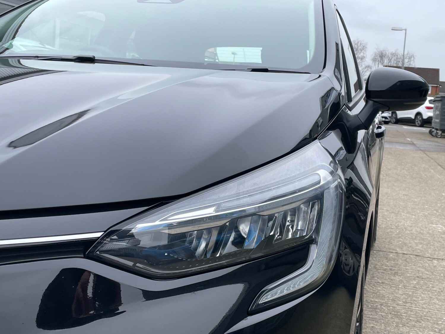 Used Renault Clio for sale - 77597863: Photo 24