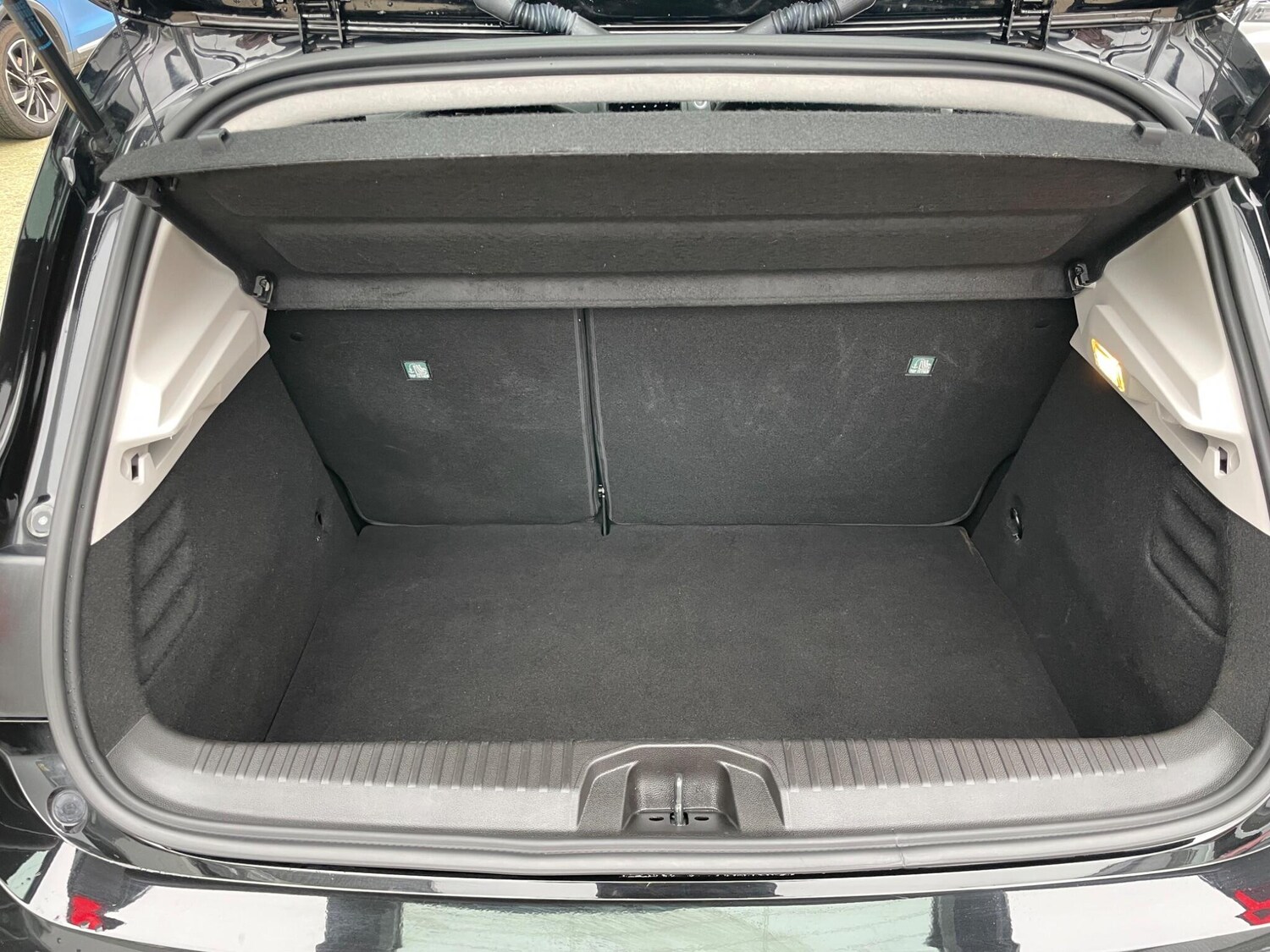 Used Renault Clio for sale - 77597863: Photo 29