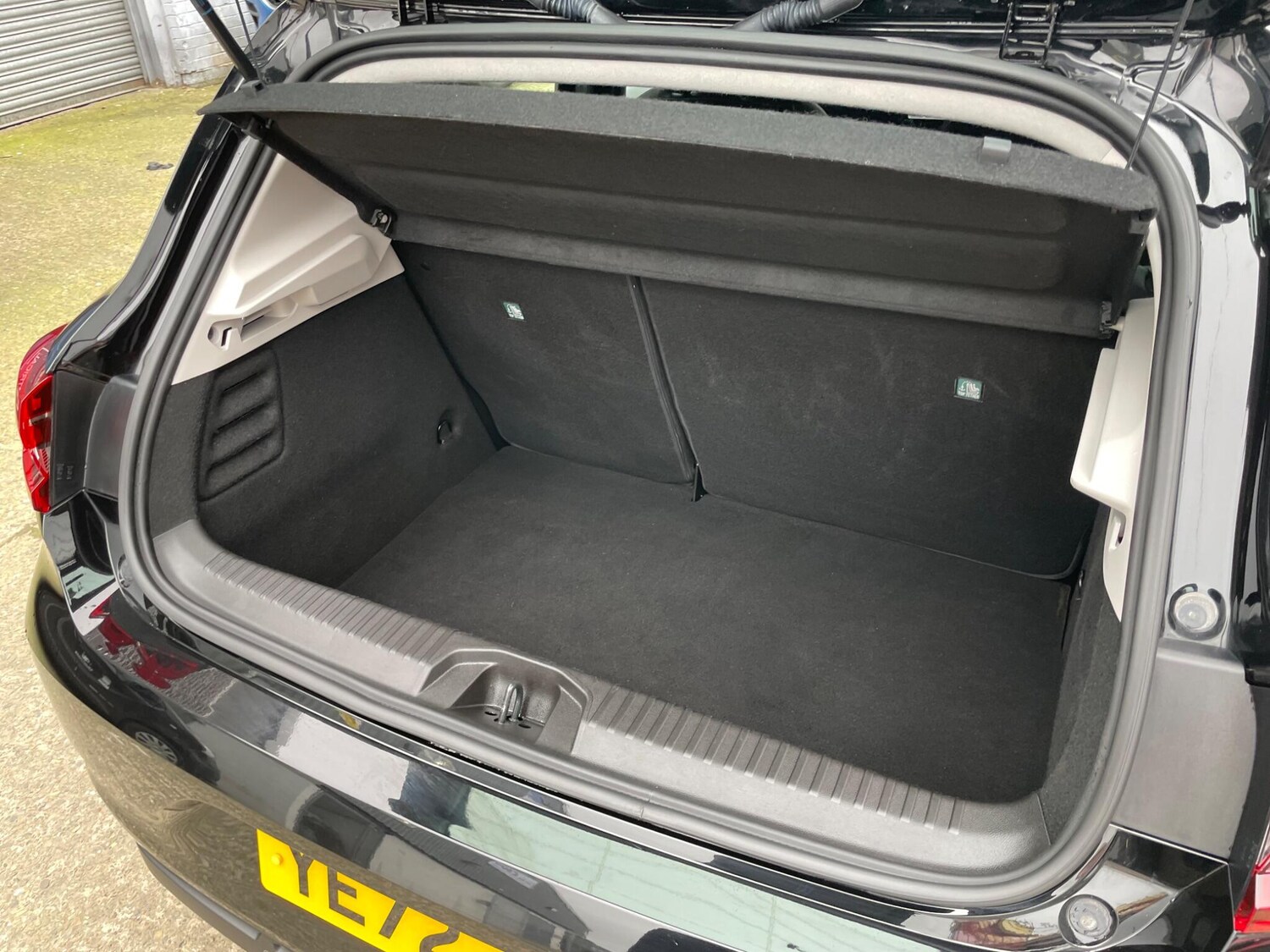 Used Renault Clio for sale - 77597863: Photo 30