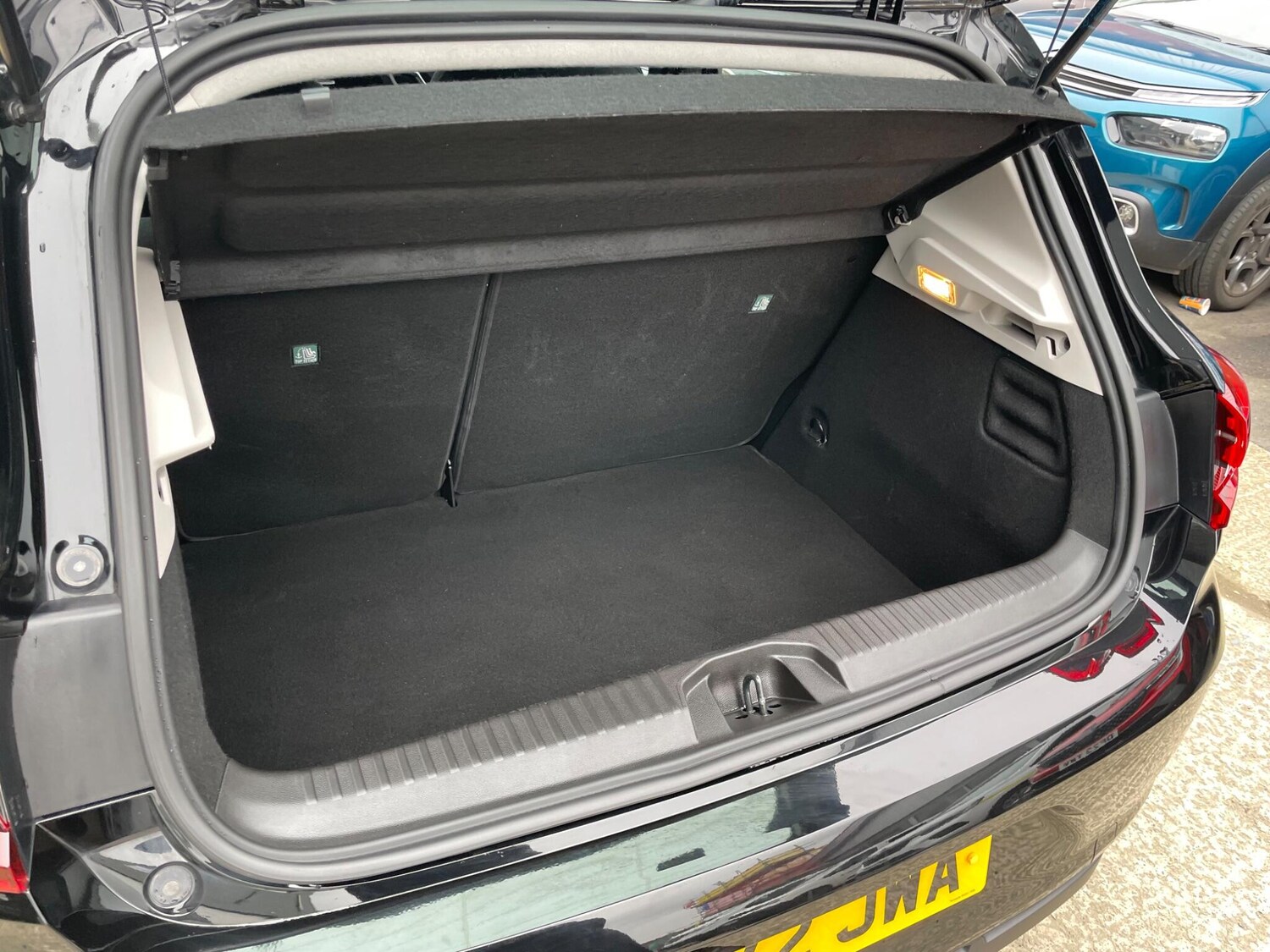 Used Renault Clio for sale - 77597863: Photo 31