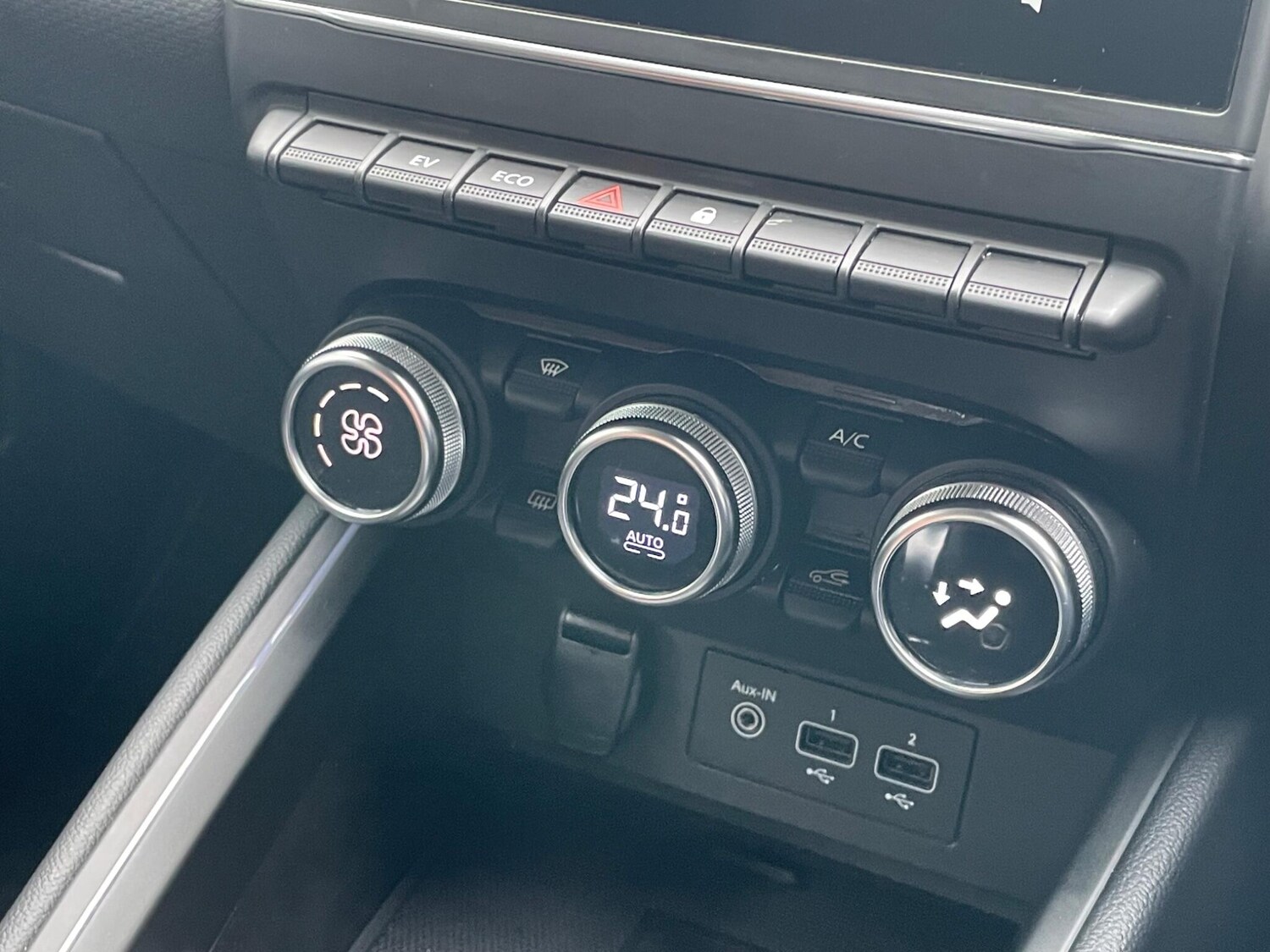 Used Renault Clio for sale - 77597863: Photo 45