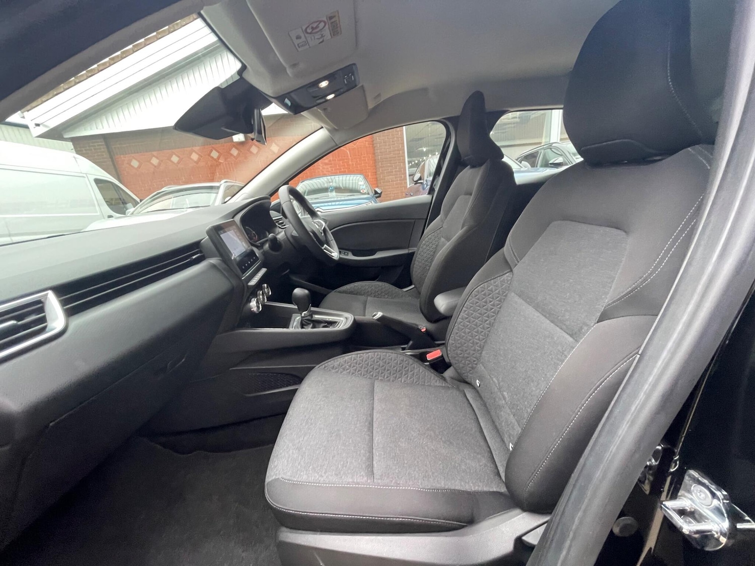 Used Renault Clio for sale - 77597863: Photo 48