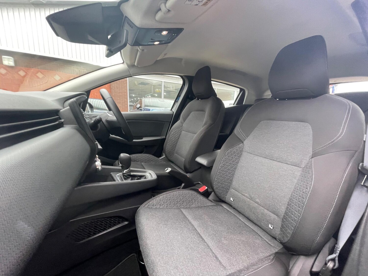 Used Renault Clio for sale - 77597863: Photo 49