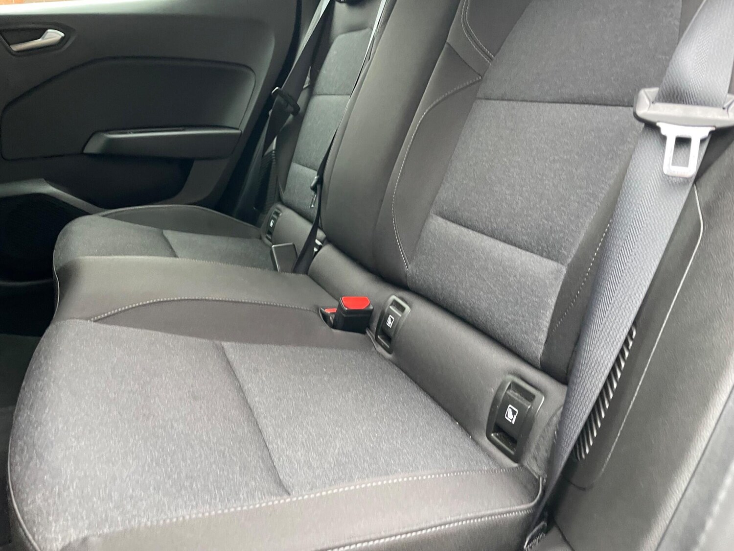 Used Renault Clio for sale - 77597863: Photo 54