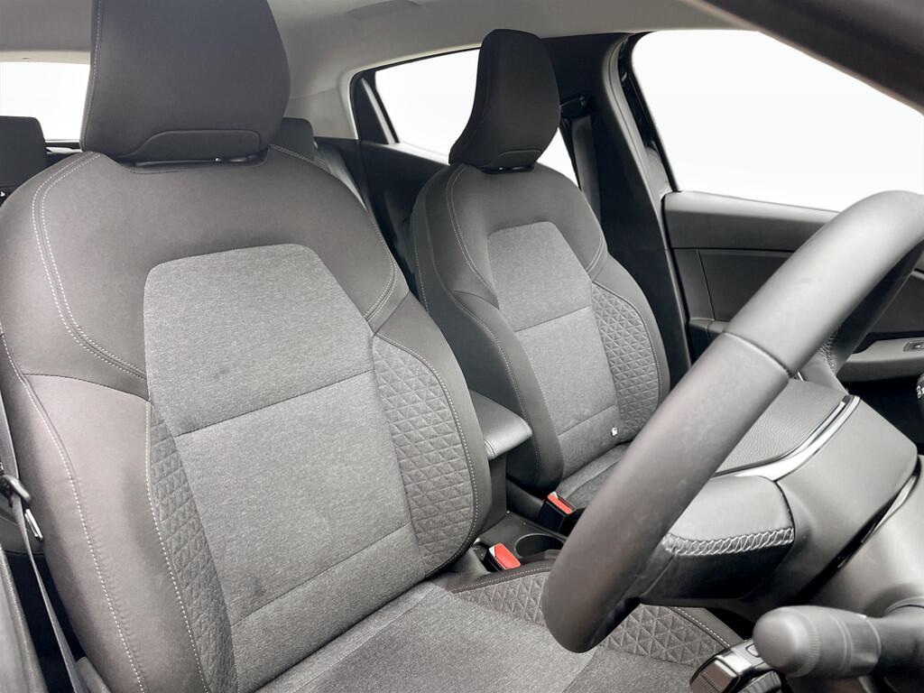 Used Renault Clio for sale - 77597863: Photo 8