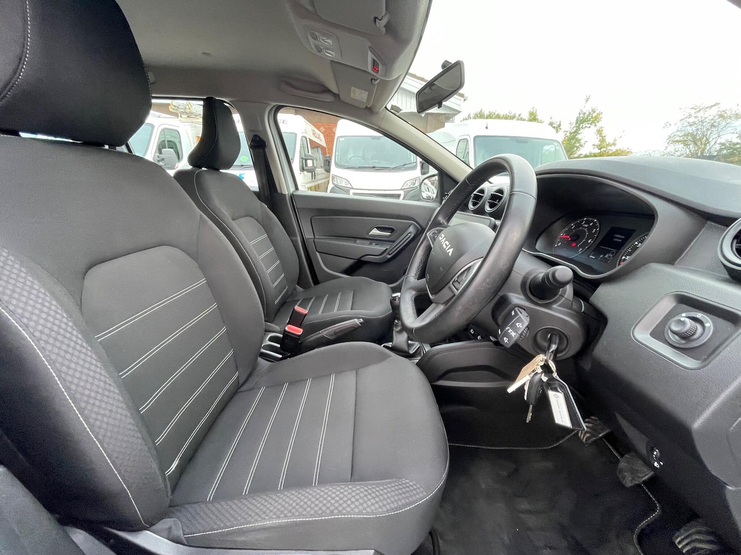 Used Dacia Duster 2023 for sale - 76377784: Photo 48