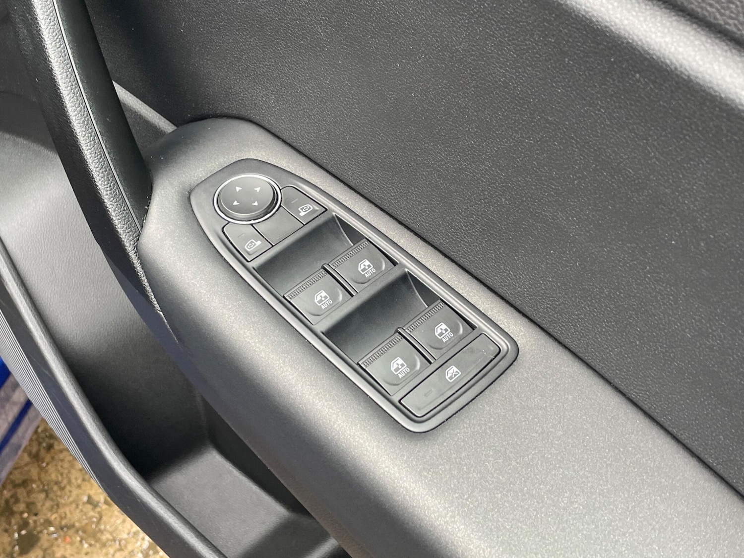 Used Renault Captur 2022 for sale - 77538335: Photo 36