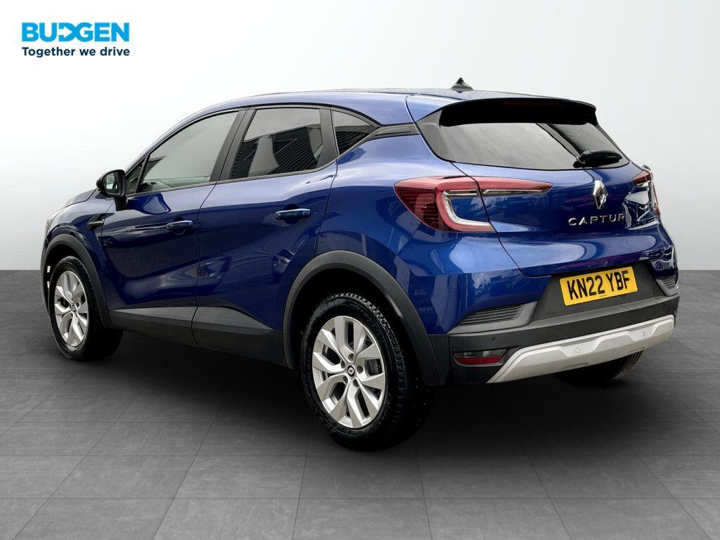 Used Renault Captur 2022 for sale - 77538335: Photo 4