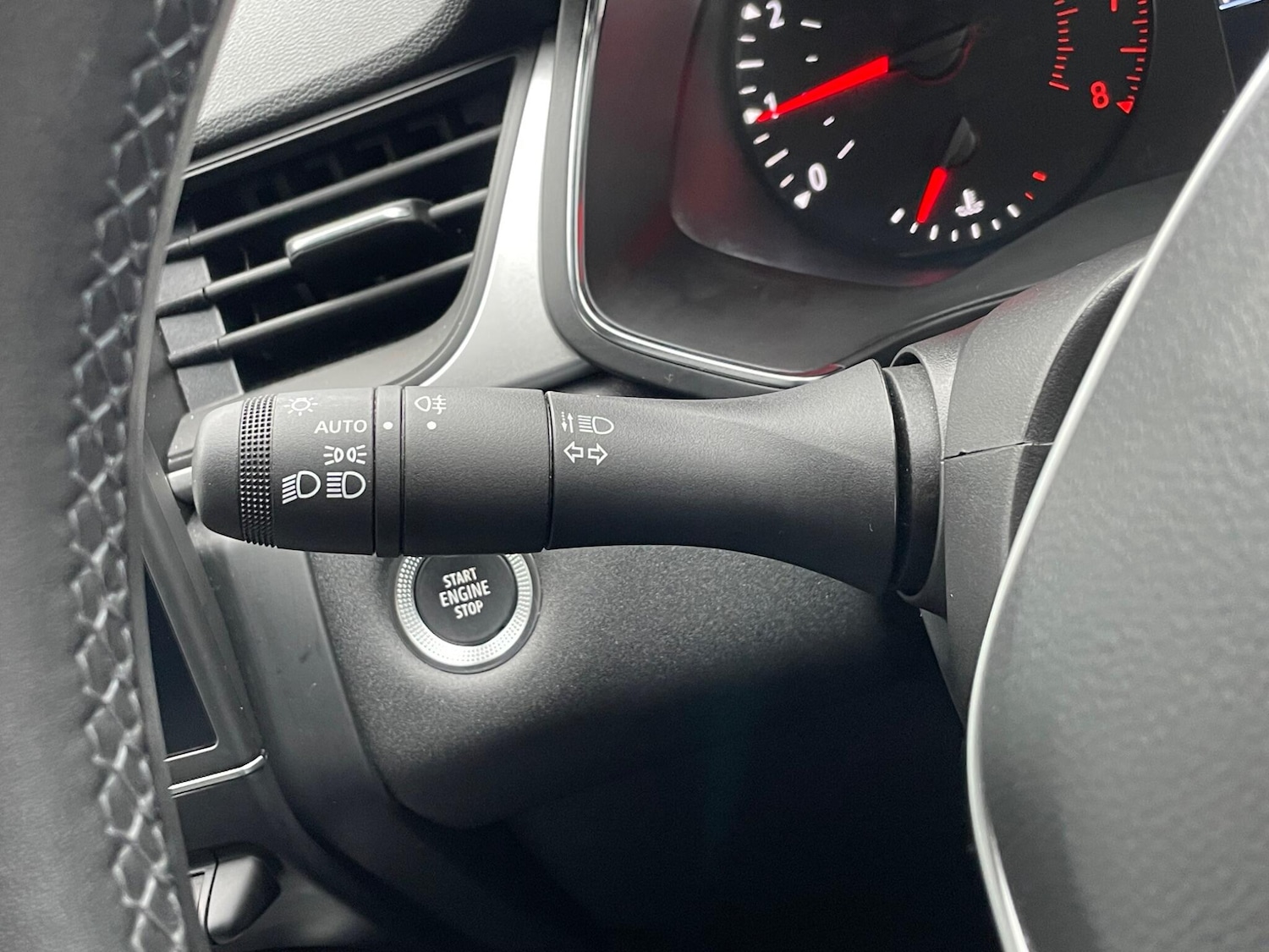 Used Renault Captur 2022 for sale - 77538335: Photo 44