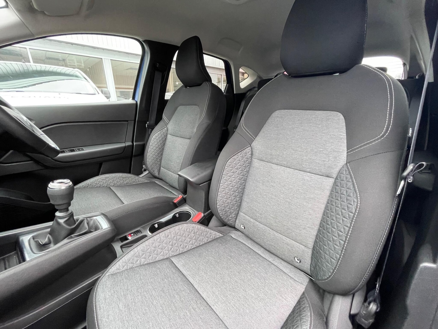 Used Renault Captur 2022 for sale - 77538335: Photo 58