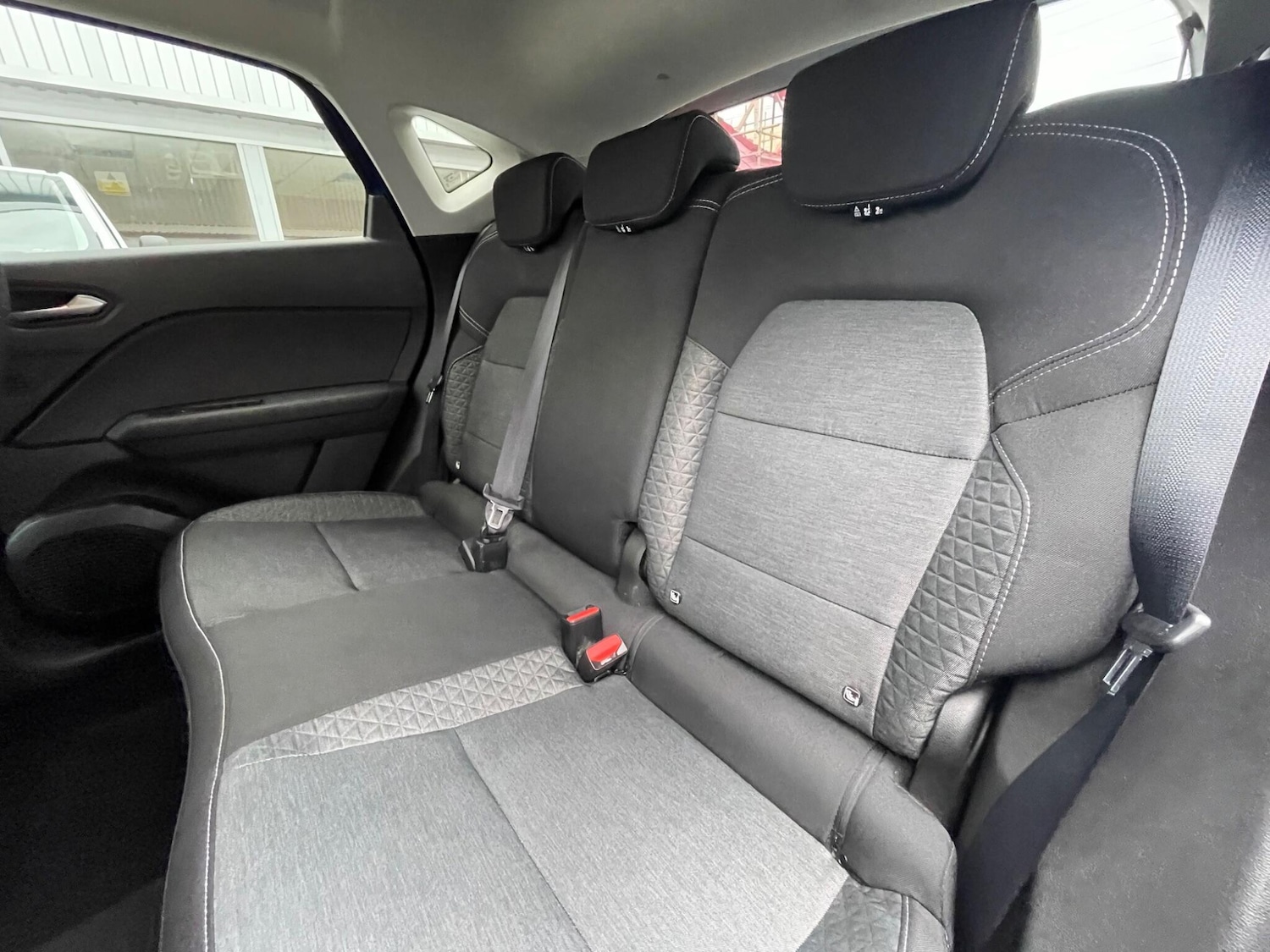 Used Renault Captur 2022 for sale - 77538335: Photo 60