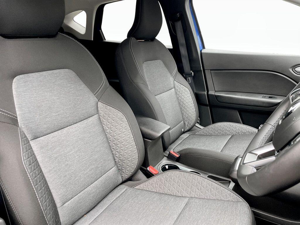 Used Renault Captur 2022 for sale - 77538335: Photo 9