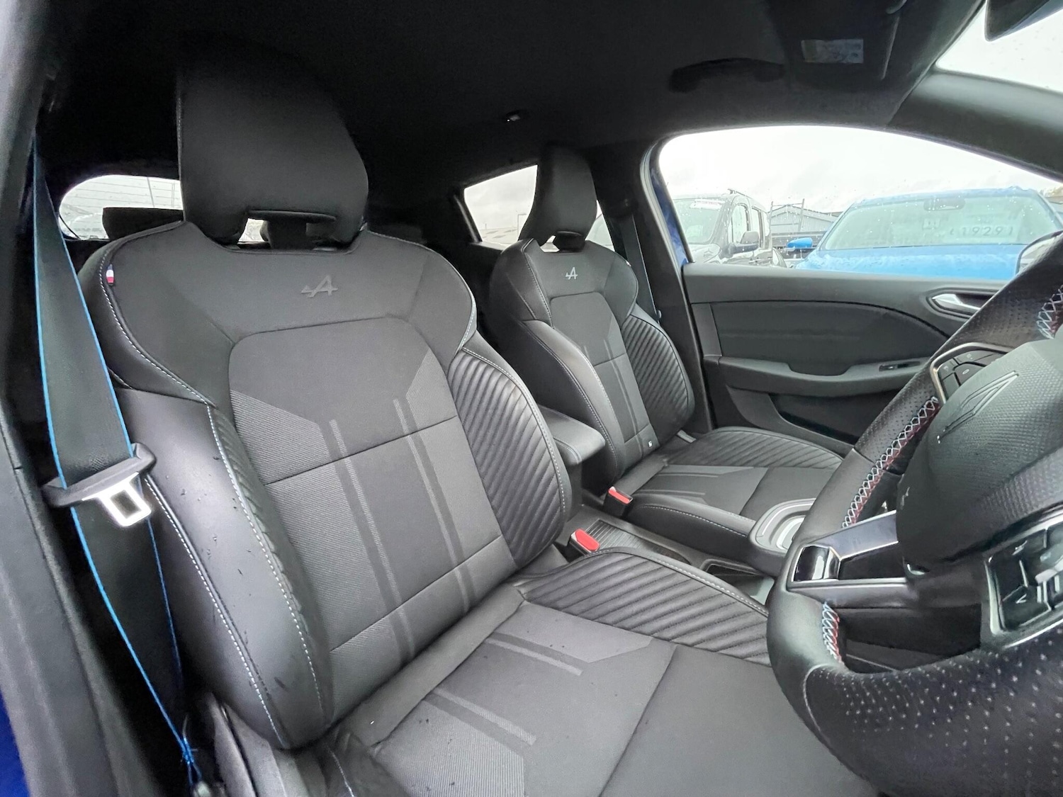 Used Renault Clio 2024 for sale - 76512349: Photo 38