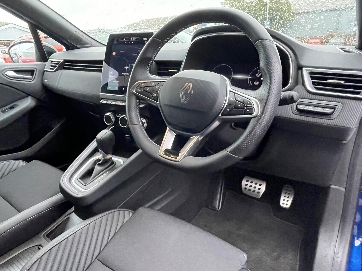 Used Renault Clio 2024 for sale - 76512349: Photo 40