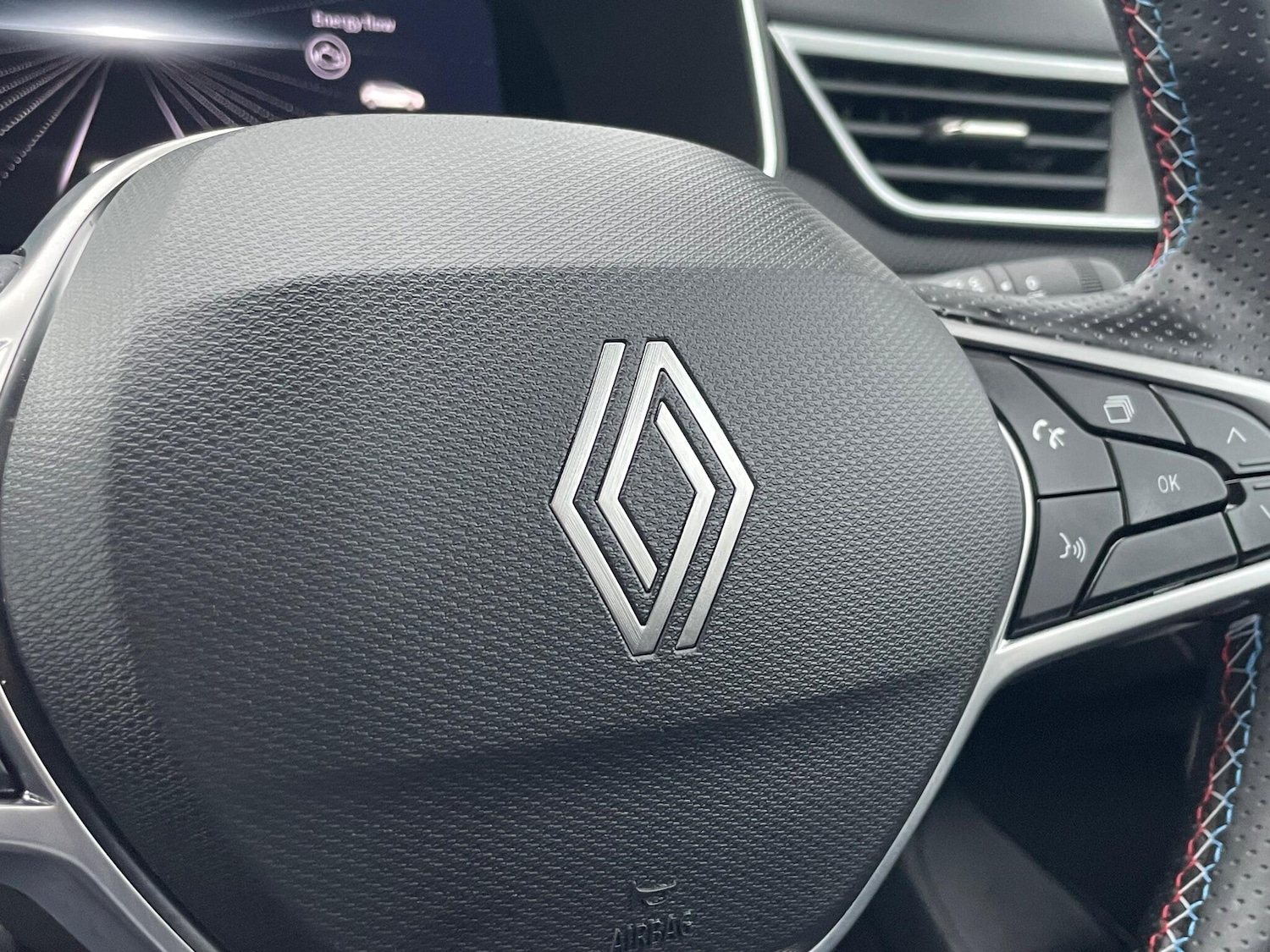 Used Renault Clio 2024 for sale - 76512349: Photo 44