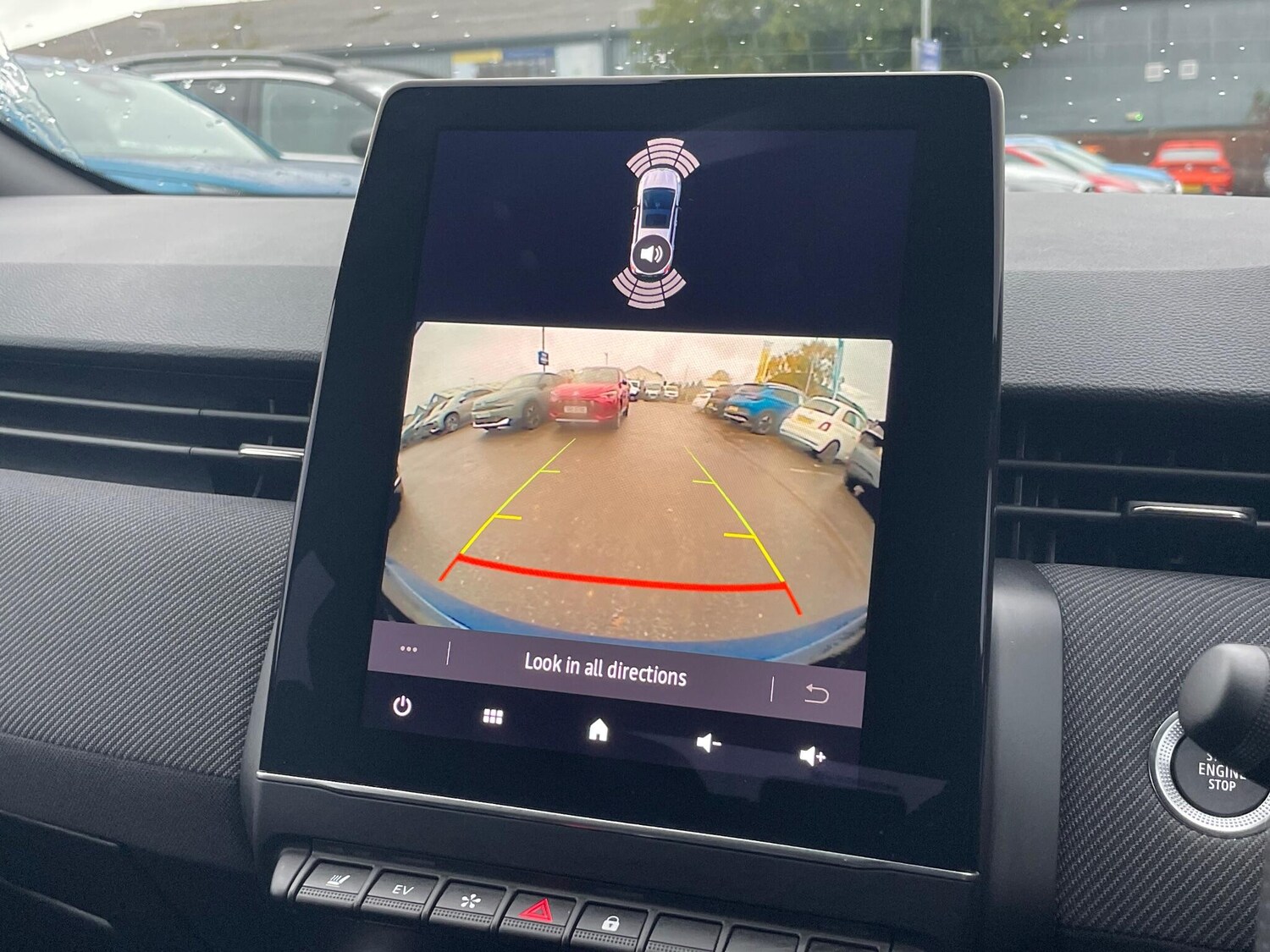 Used Renault Clio 2024 for sale - 76512349: Photo 57