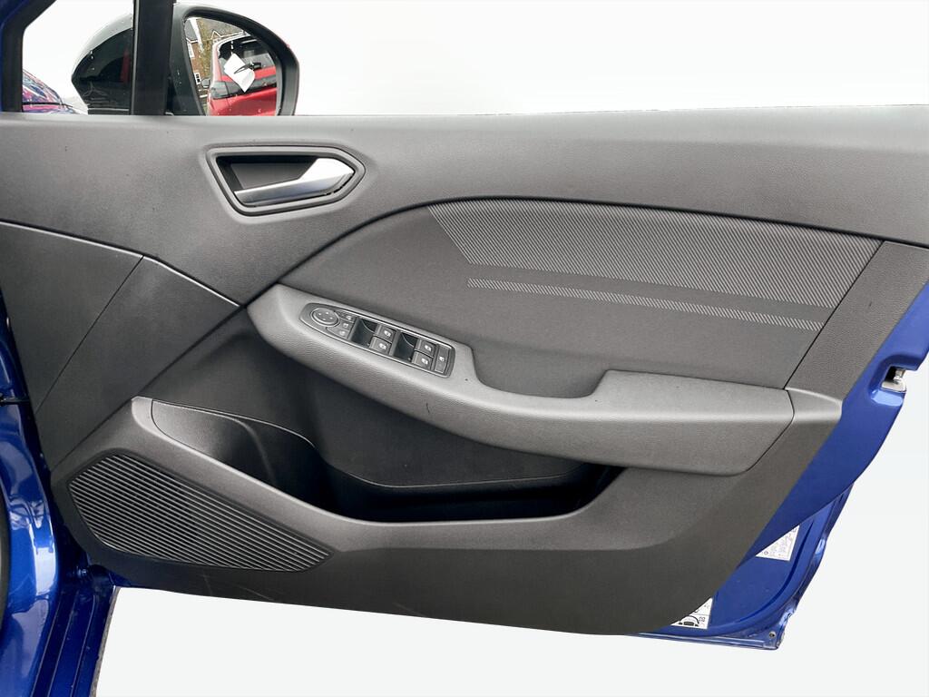 Used Renault Clio 2024 for sale - 76512349: Photo 8