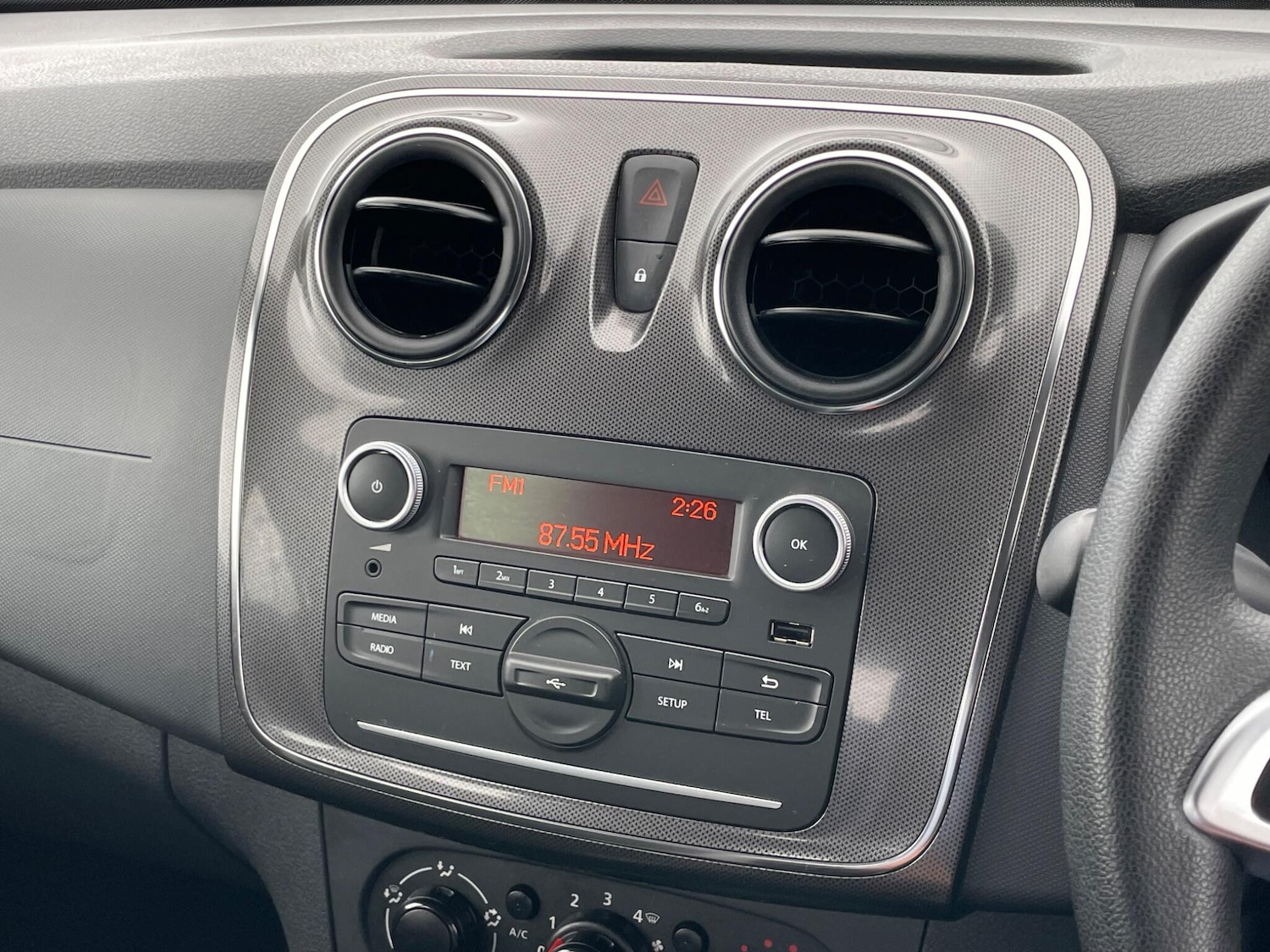 Used Dacia Sandero Stepway 2019 for sale - 76715378: Photo 34