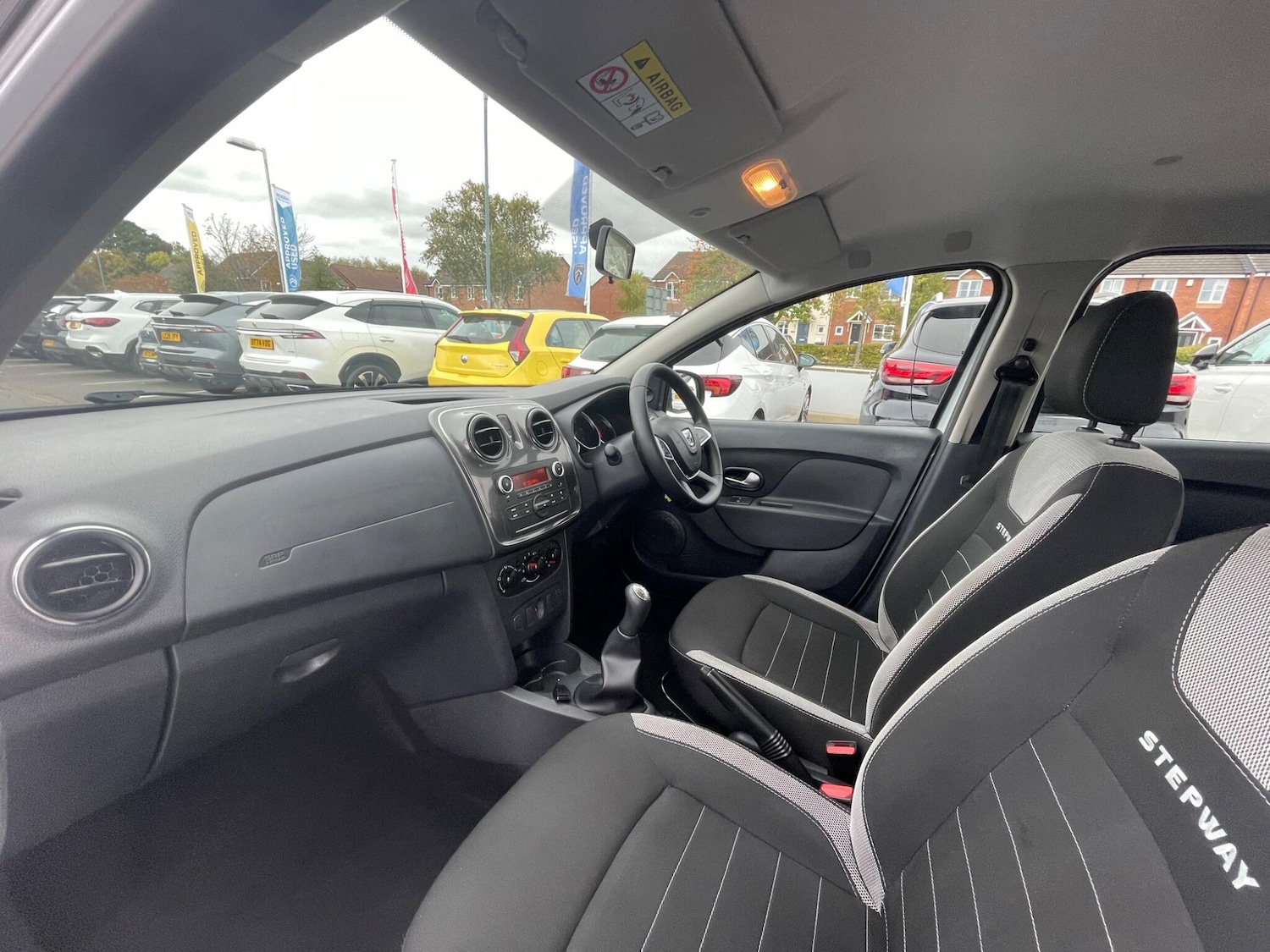 Used Dacia Sandero Stepway 2019 for sale - 76715378: Photo 44