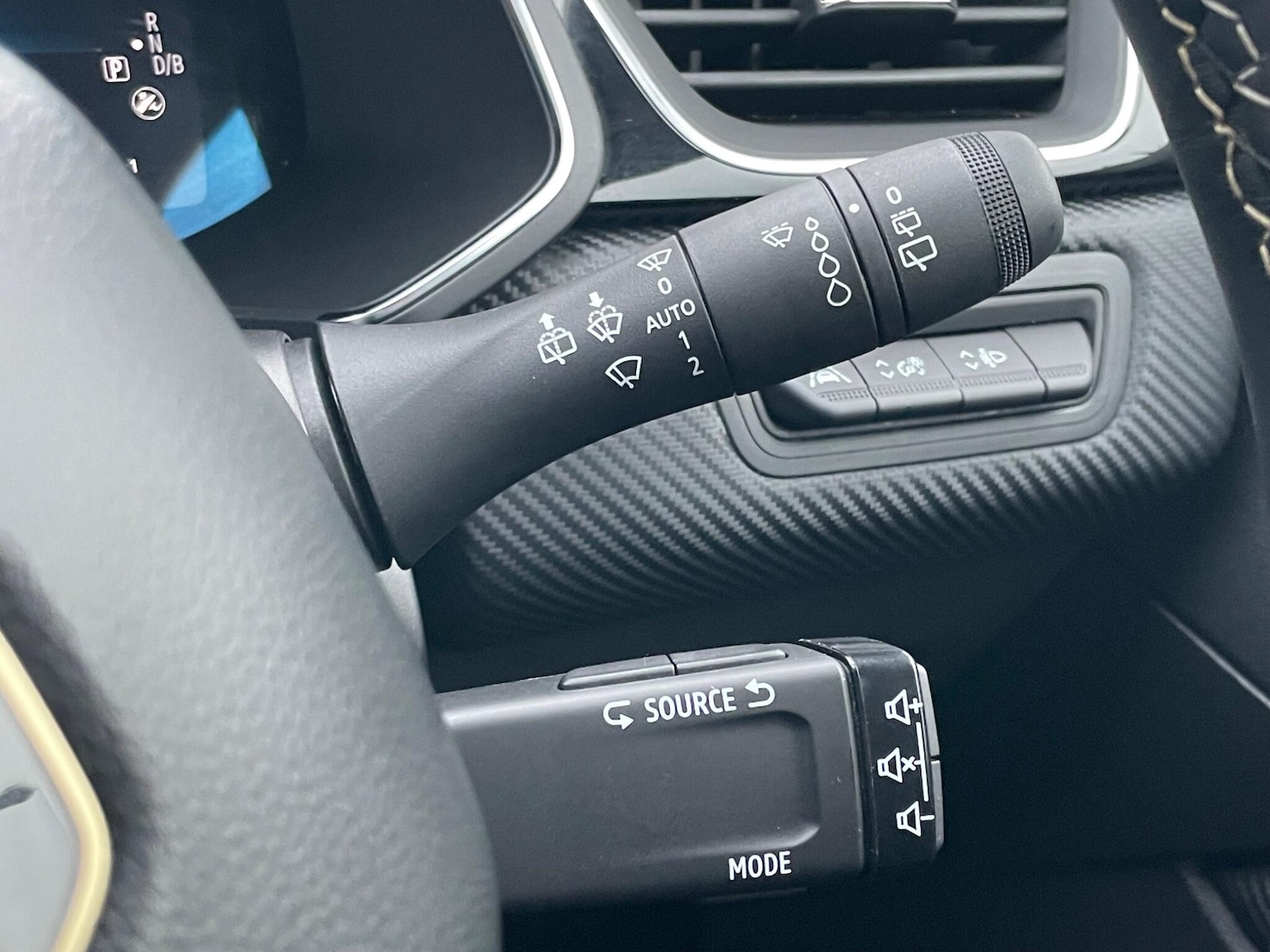 Used Renault Captur 2024 for sale - 77290579: Photo 40