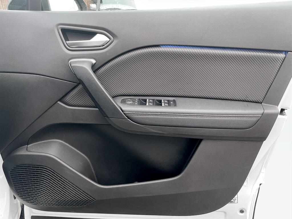 Used Renault Captur 2024 for sale - 77290579: Photo 8