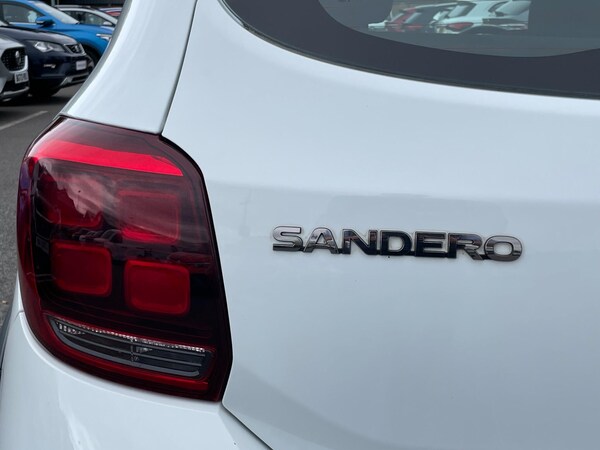 Used Dacia Sandero Stepway 2019 for sale - 75677459: Photo 25