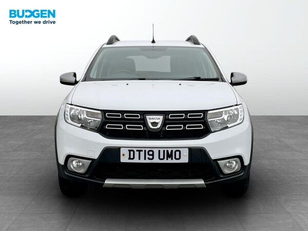 Used Dacia Sandero Stepway 2019 for sale - 75677459: Photo 2