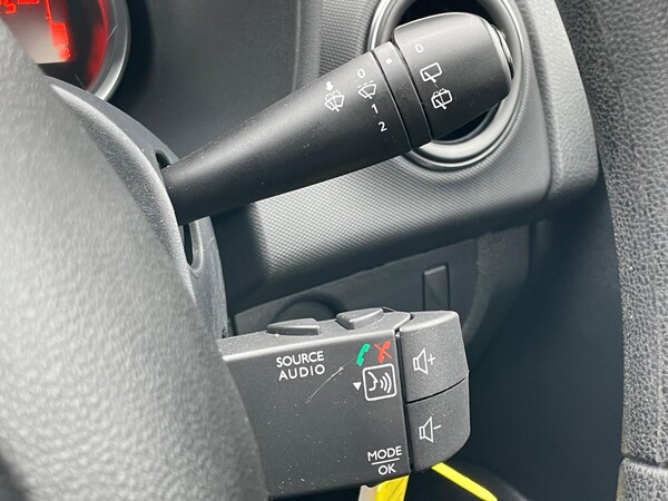 Used Dacia Sandero Stepway 2019 for sale - 75677459: Photo 33