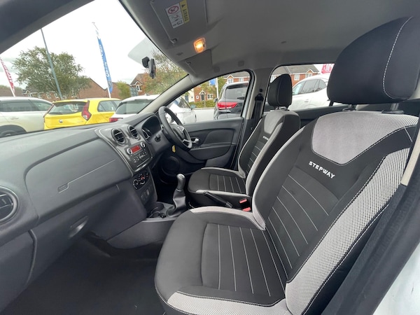 Used Dacia Sandero Stepway 2019 for sale - 75677459: Photo 43