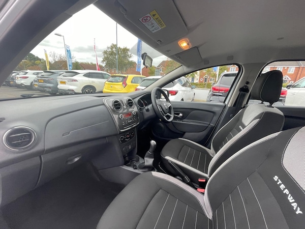 Used Dacia Sandero Stepway 2019 for sale - 75677459: Photo 44