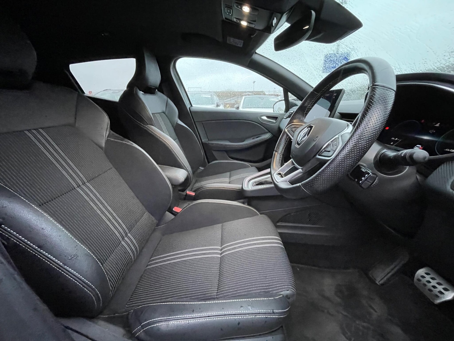 Used Renault Clio 2023 for sale - 77538068: Photo 38