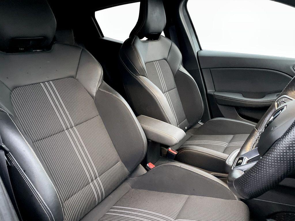 Used Renault Clio 2023 for sale - 77538068: Photo 9