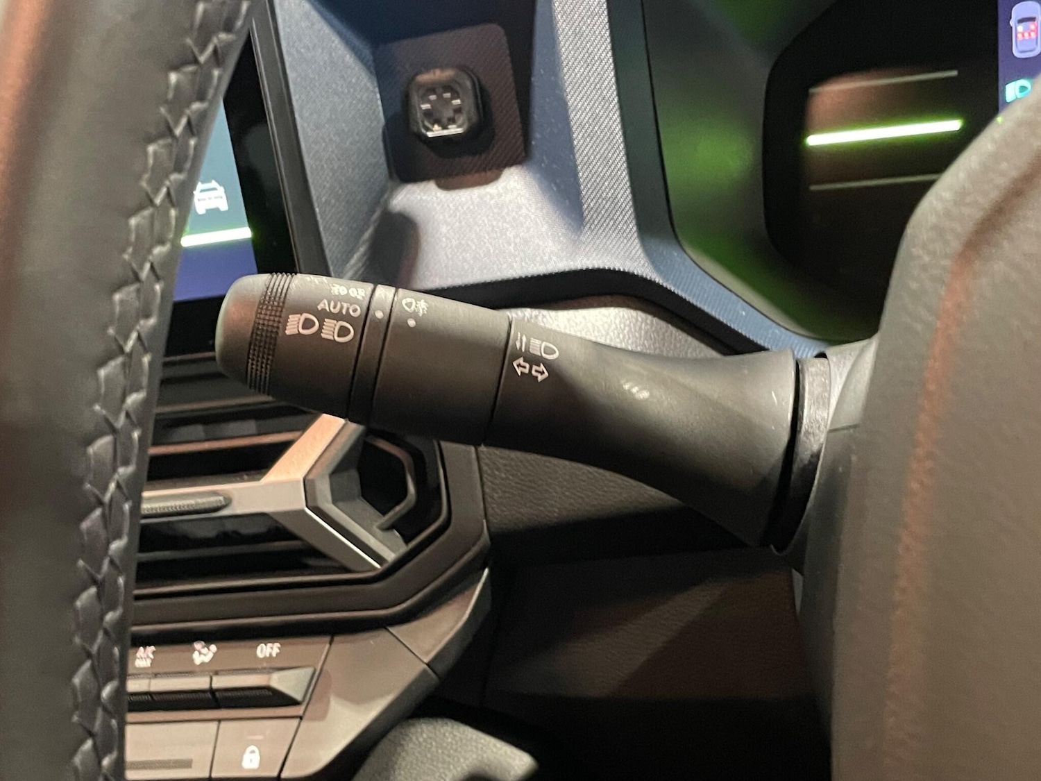 Used Dacia Duster 2024 for sale - 77574730: Photo 40