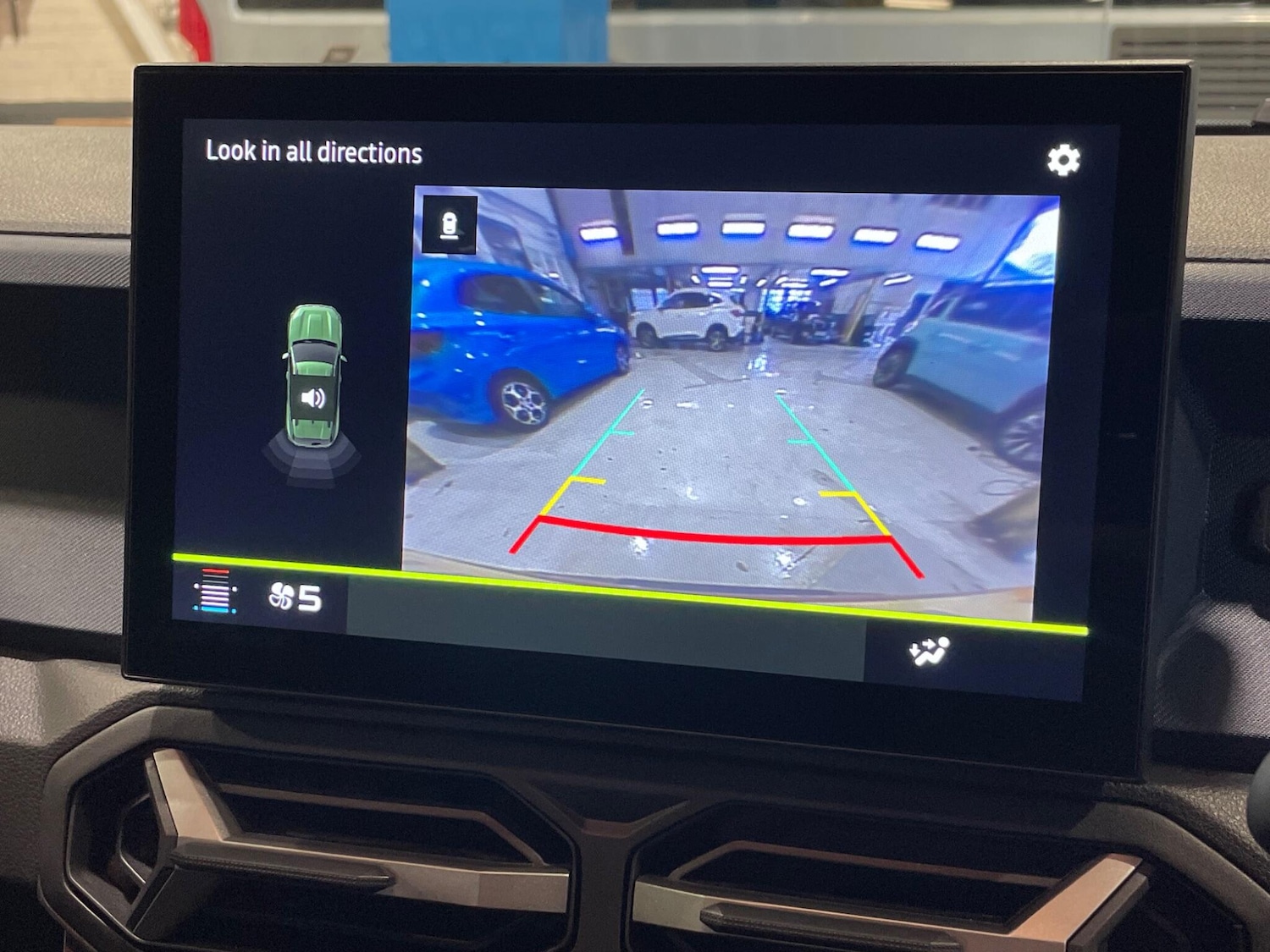 Used Dacia Duster 2024 for sale - 77574730: Photo 48