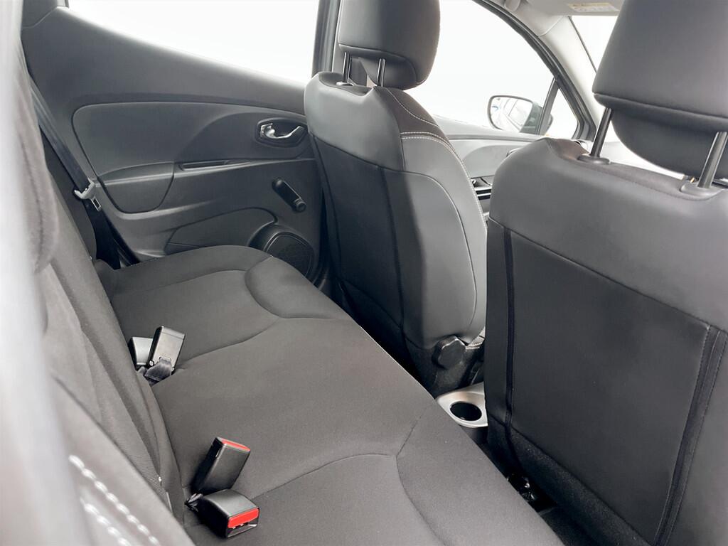 Used Renault Clio 2014 for sale - 76512839: Photo 16