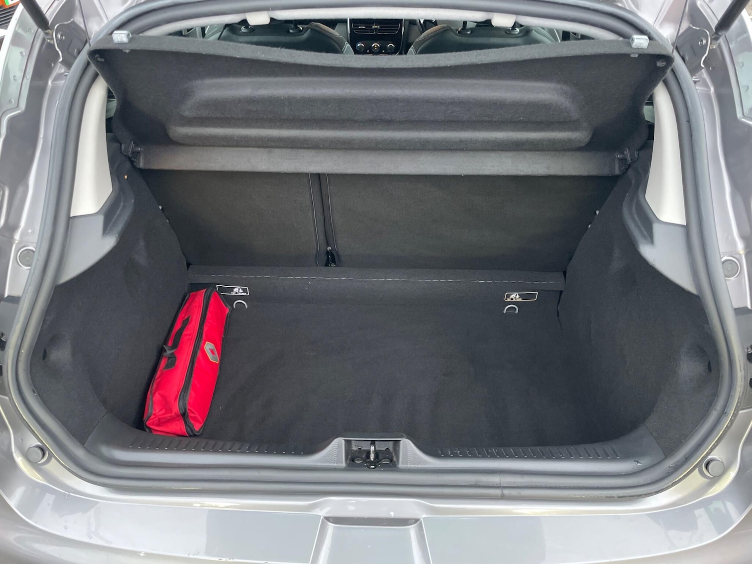 Used Renault Clio 2014 for sale - 76512839: Photo 28