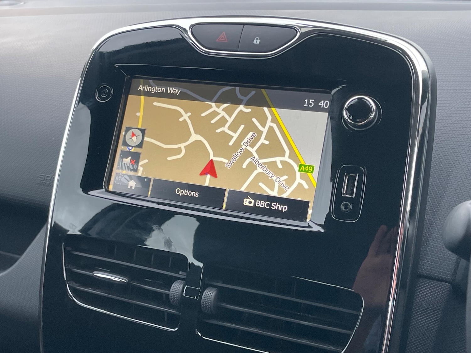 Used Renault Clio 2014 for sale - 76512839: Photo 39