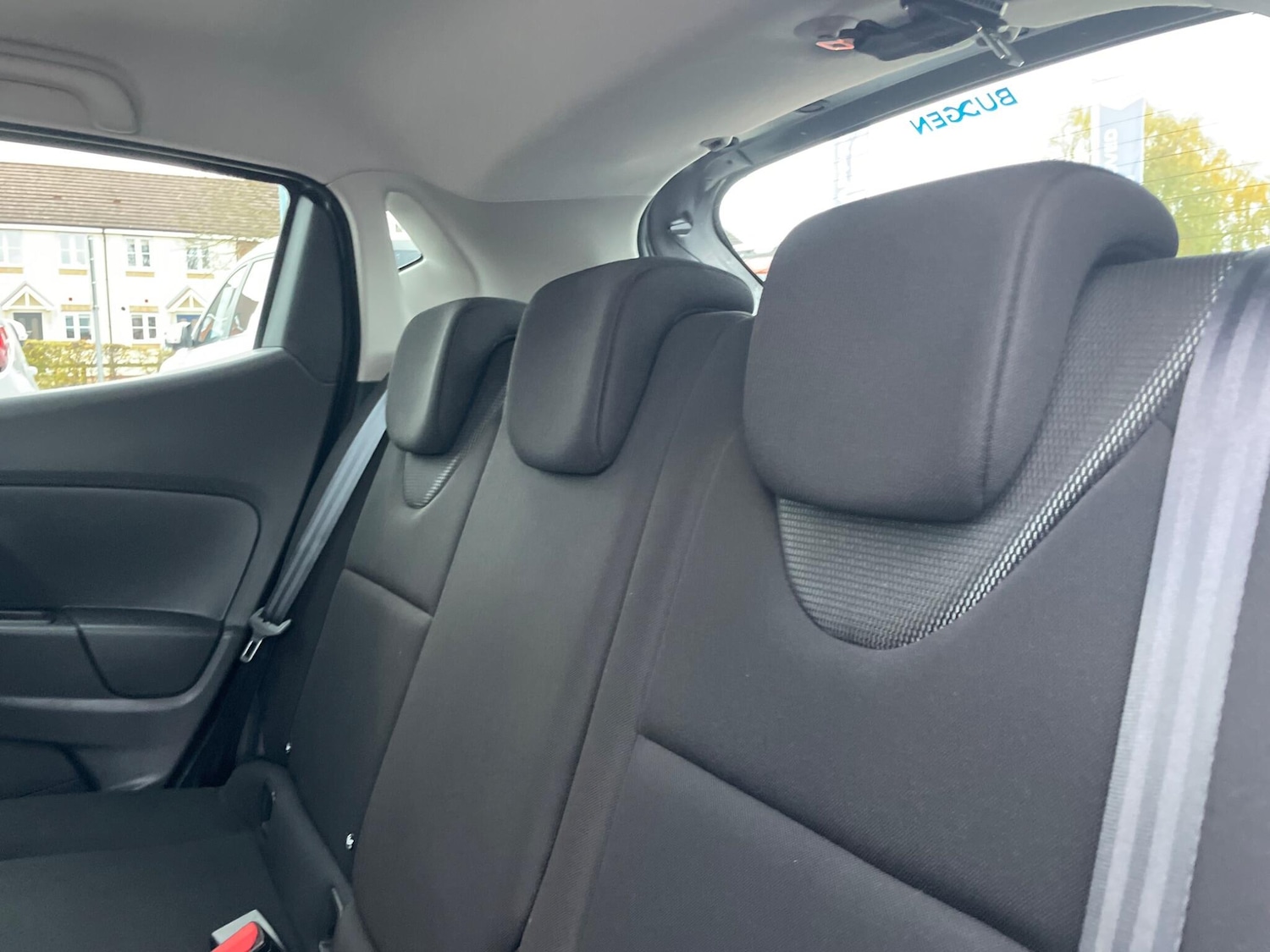 Used Renault Clio 2014 for sale - 76512839: Photo 50