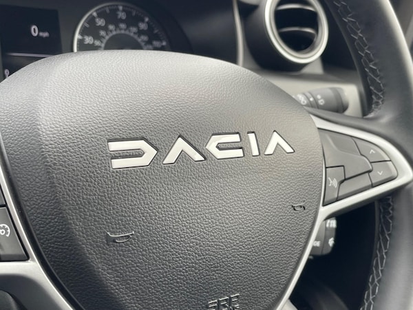 Used Dacia Duster 2023 for sale - 76246869: Photo 40