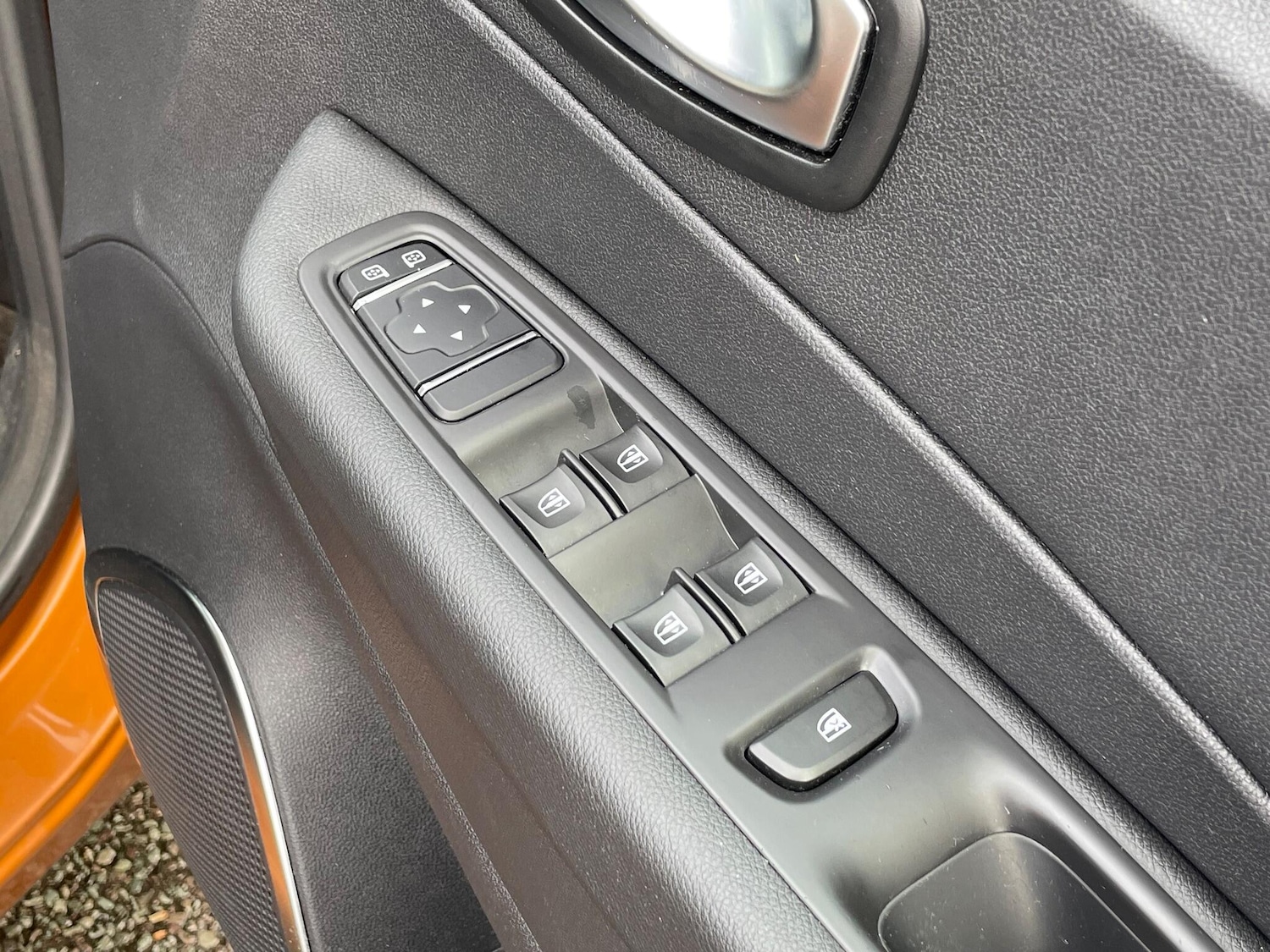 Used Renault Captur 2018 for sale - 76377216: Photo 26