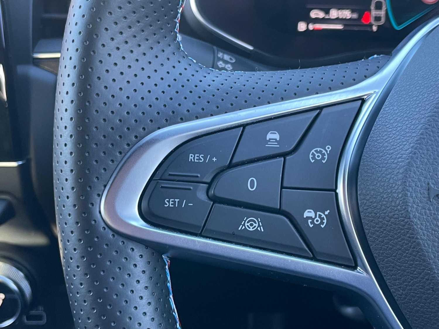 Used Renault Arkana 2024 for sale - 77376399: Photo 39