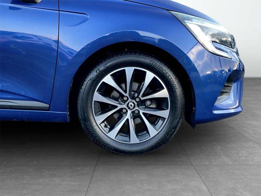 Used Renault Clio 2022 for sale - 76965635: Photo 18