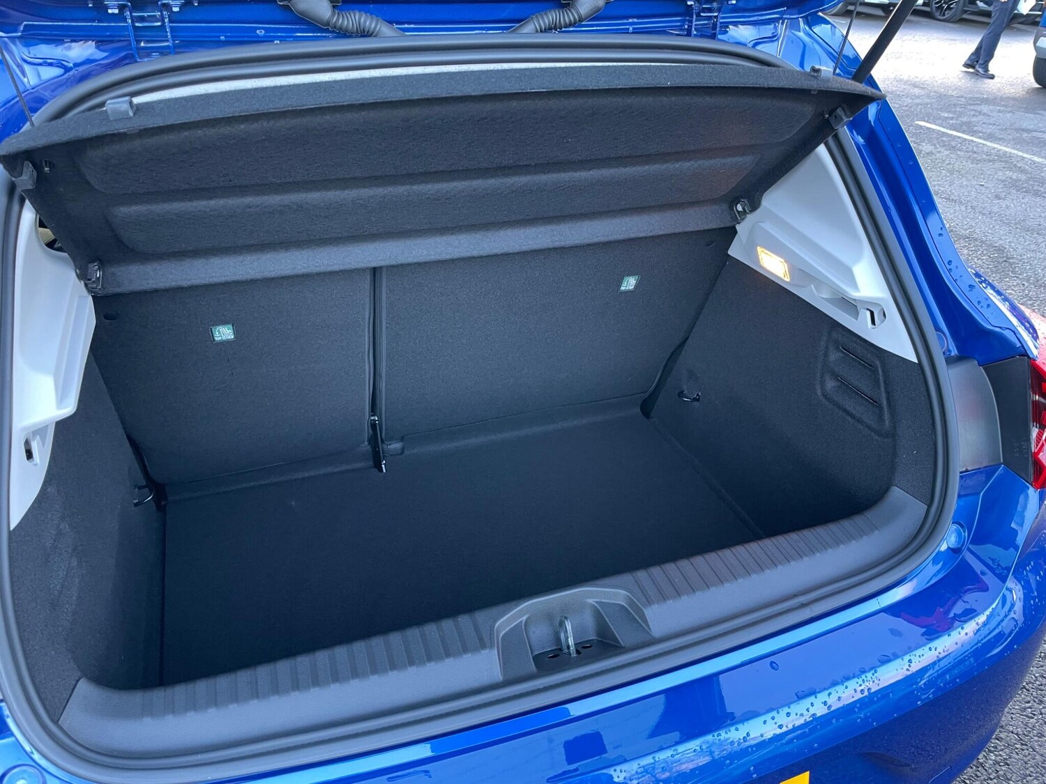 Used Renault Clio 2022 for sale - 76965635: Photo 31