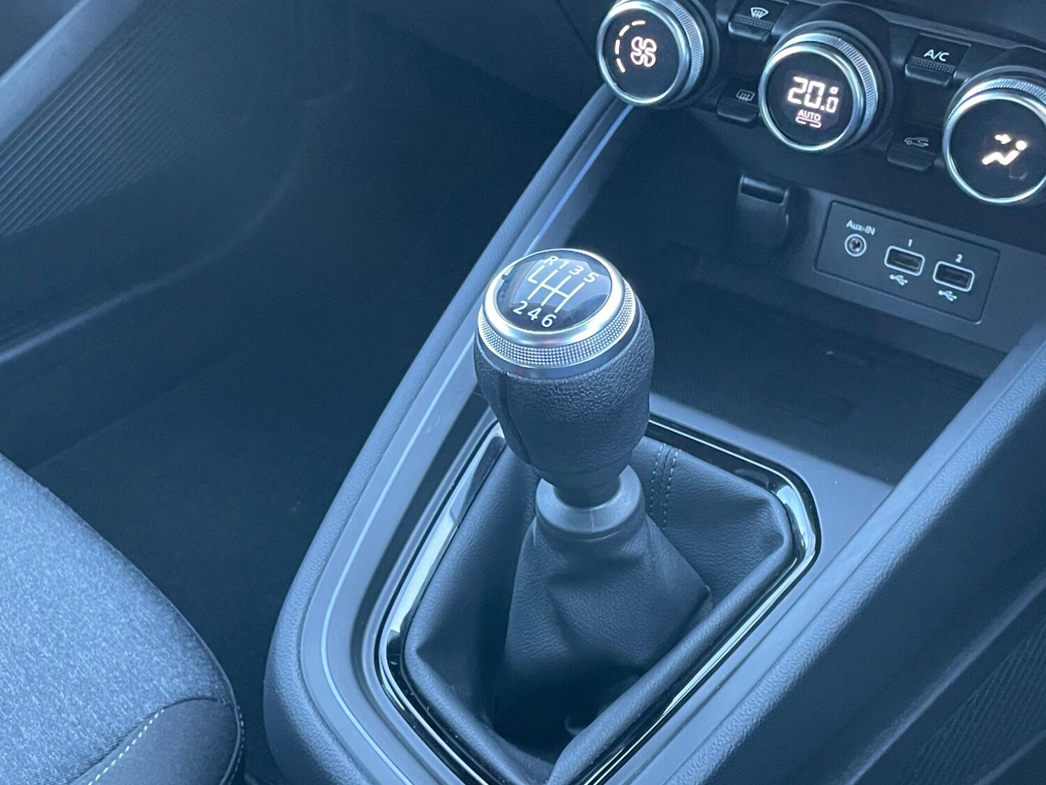 Used Renault Clio 2022 for sale - 76965635: Photo 47