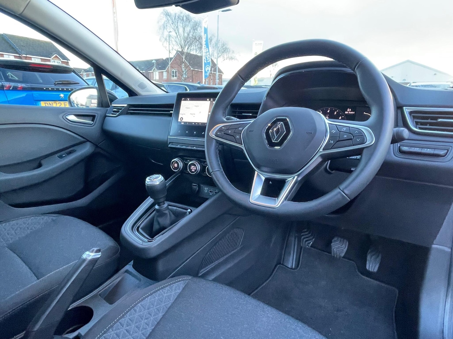 Used Renault Clio 2022 for sale - 76965635: Photo 48