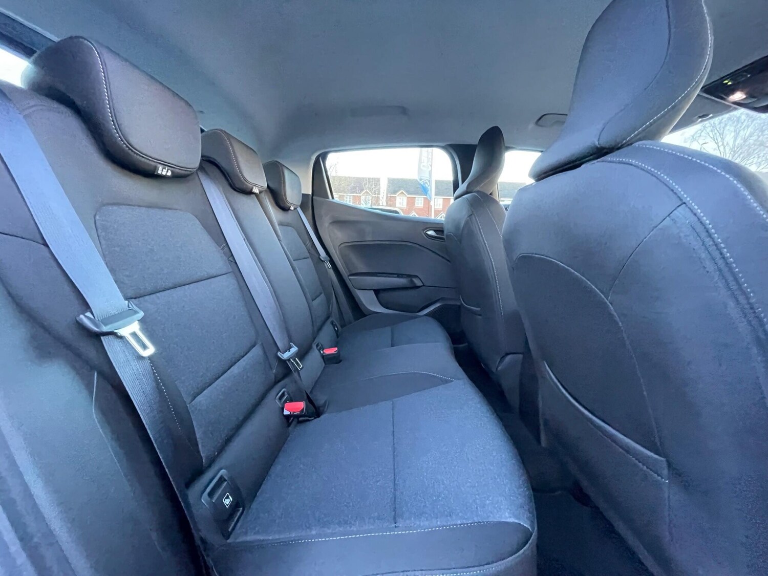 Used Renault Clio 2022 for sale - 76965635: Photo 57