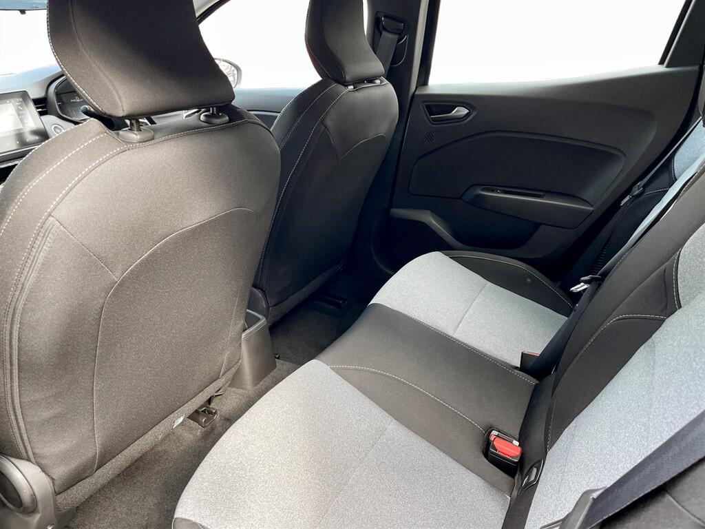 Used Renault Clio 2025 for sale - 77646810: Photo 15