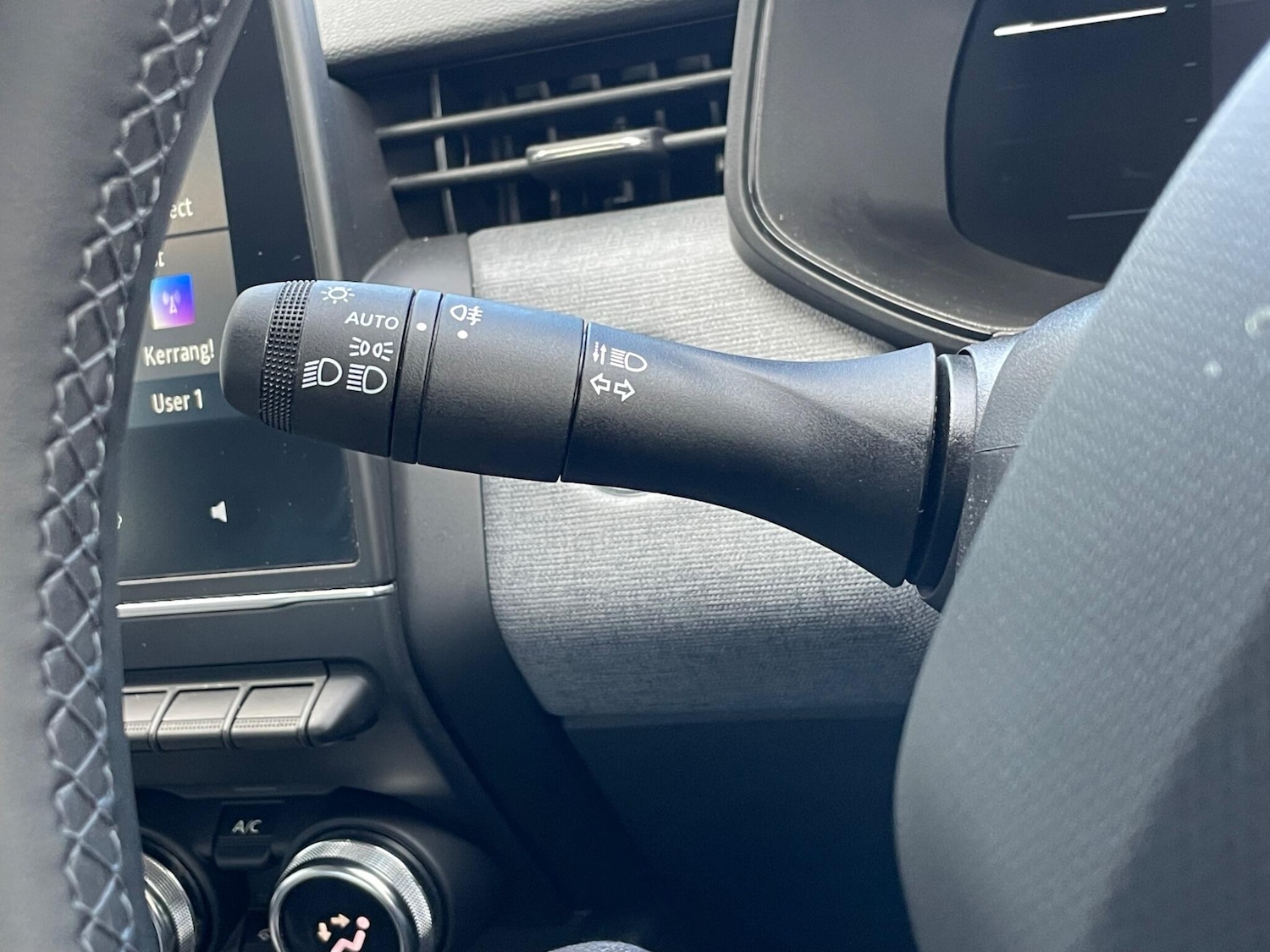 Used Renault Clio 2025 for sale - 77646810: Photo 39