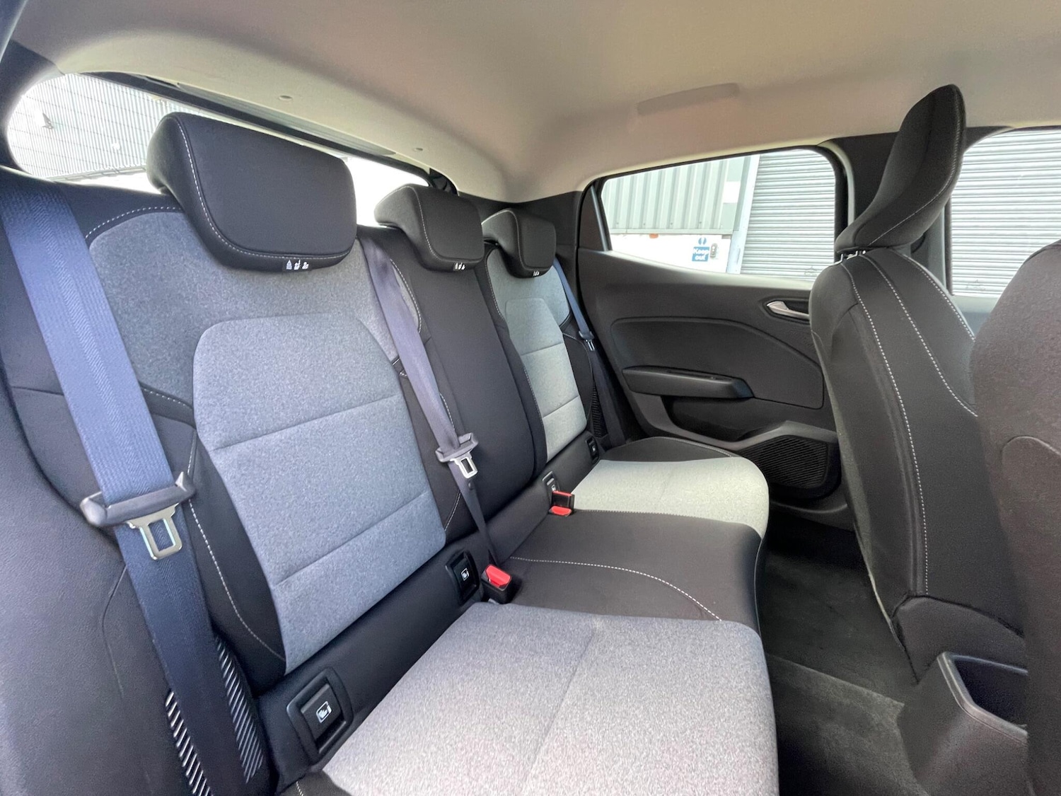 Used Renault Clio 2025 for sale - 77646810: Photo 57