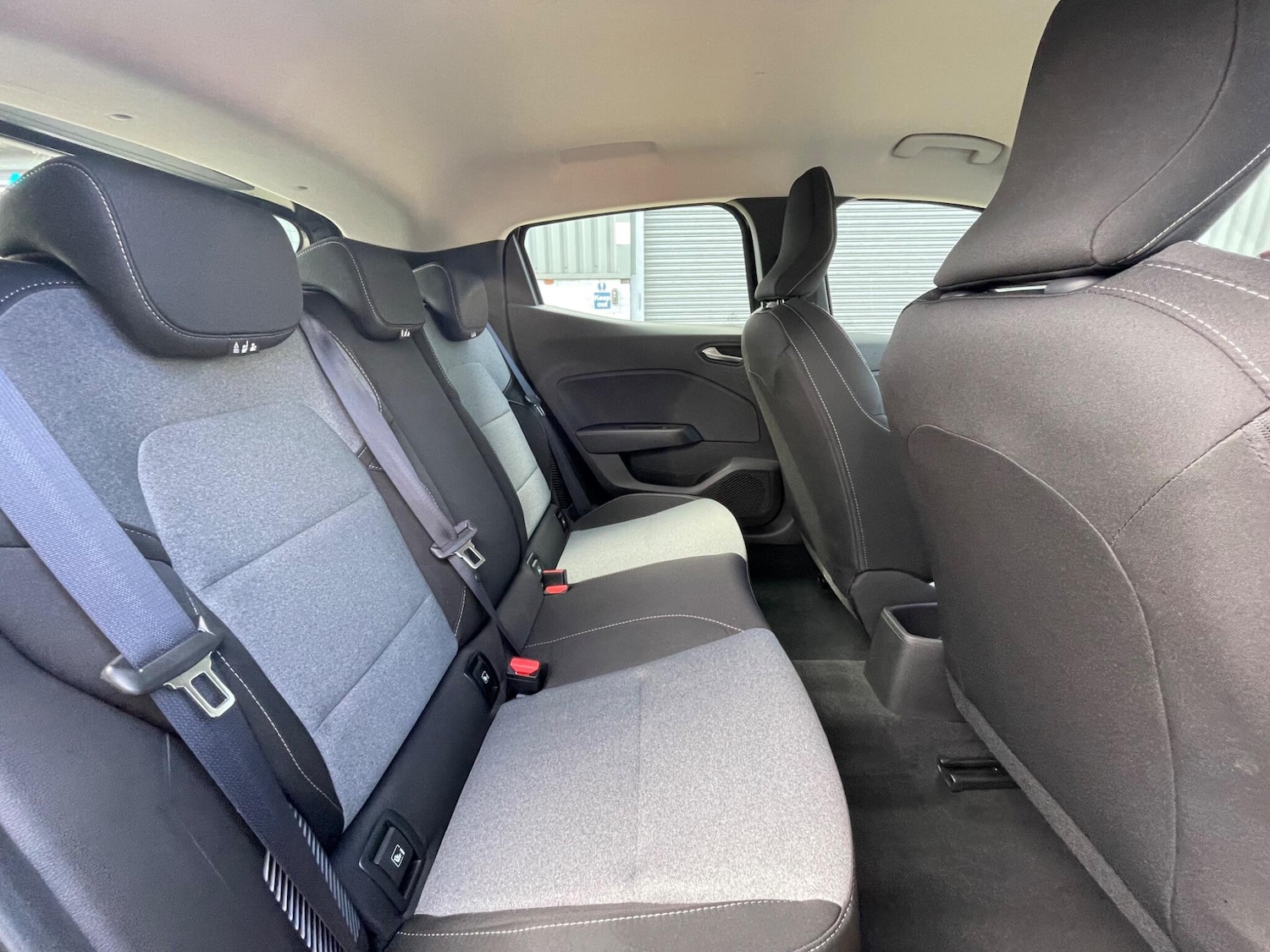 Used Renault Clio 2025 for sale - 77646810: Photo 58